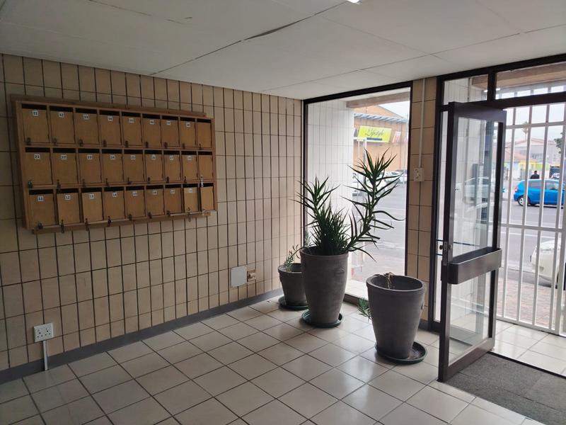 1 Bedroom Property for Sale in Parow Western Cape